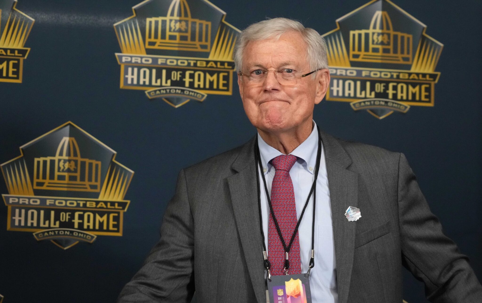 NFL: Richard Seymour, Dick Vermeil and Tony Boselli don Pro