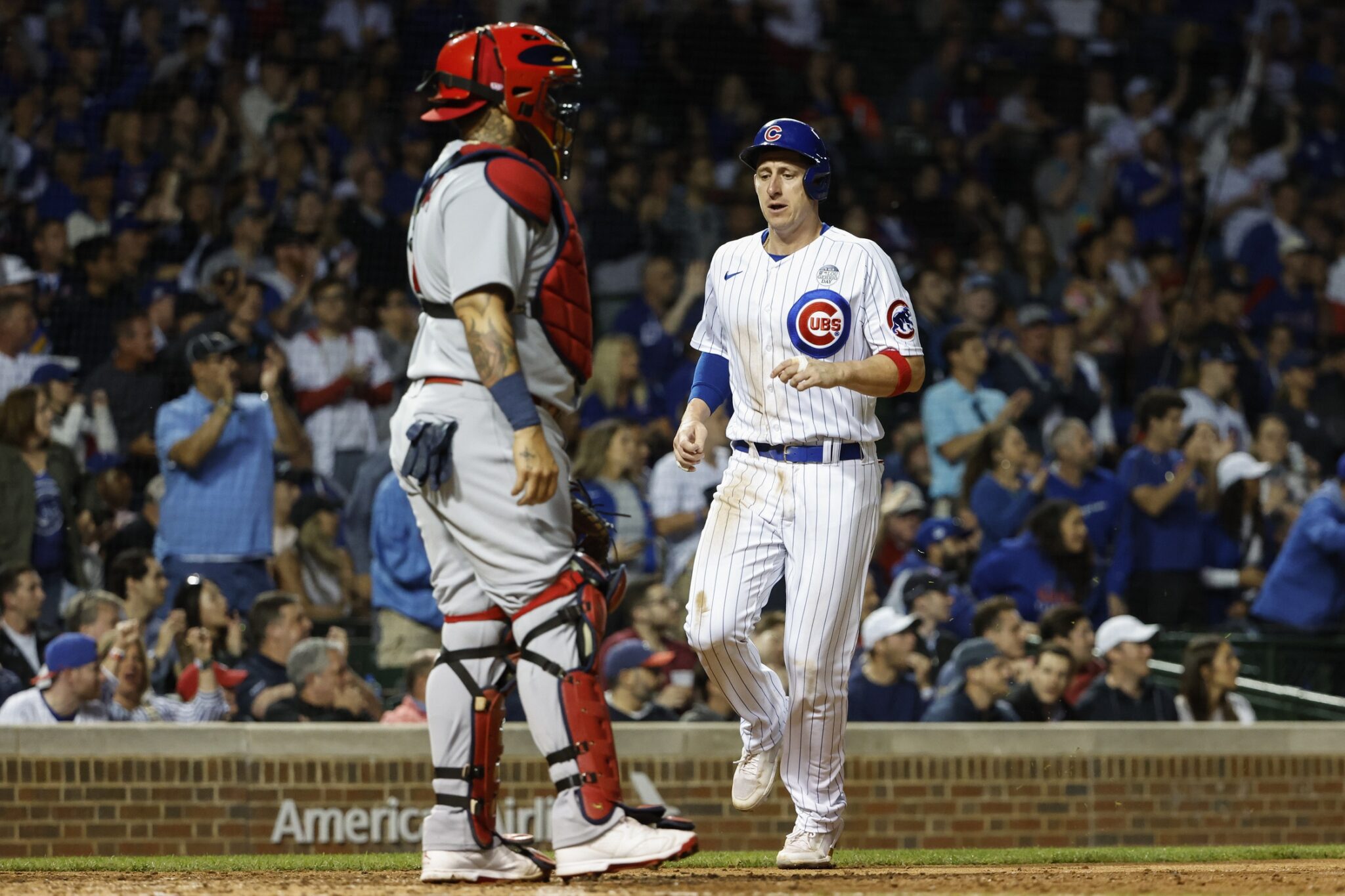 Cubs' Javier Baez bats lefty for first time in MLB career in blowout win  over Reds 